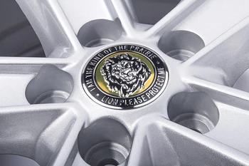 4pcs 56mm 3D Hliníkové Lev, Tiger Eagle Znak Nálepky Kolesa Centrum Hub Spp Odznak kolesa Kotúča, dekorácie Auta, styling Príslušenstvo